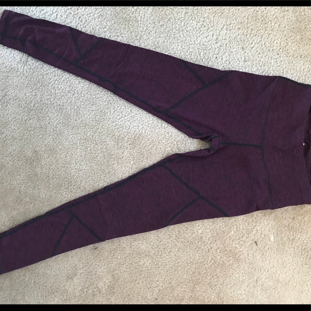 Velocity workout leggings